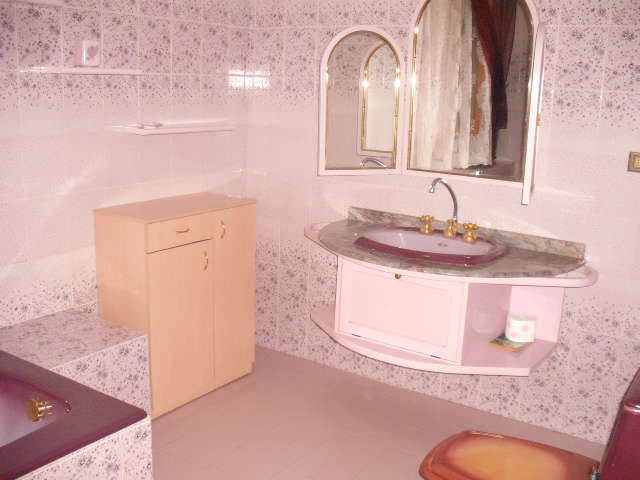 Affitto appartamento vacanze a P.Cesareo - Bagno con vasca